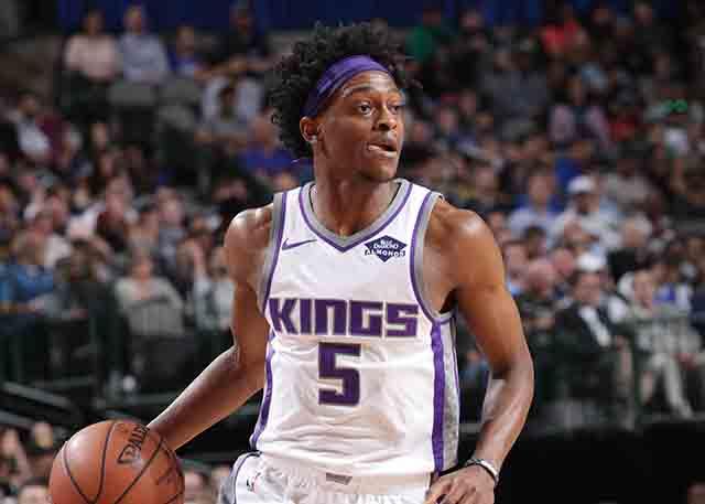 轻球员被迫 轻球员被迫