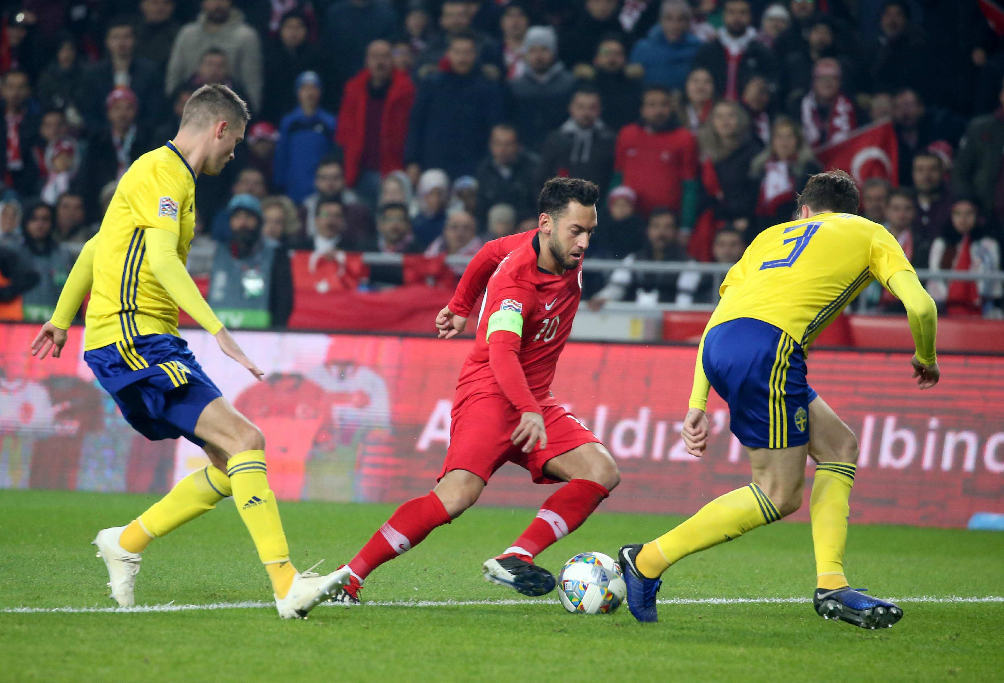 使其失误增 使其失误增