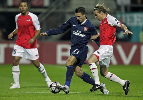 迫使菲弗失 迫使菲弗失