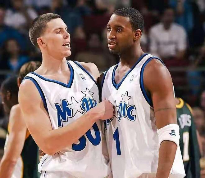 阿诺德的助 阿诺德的助